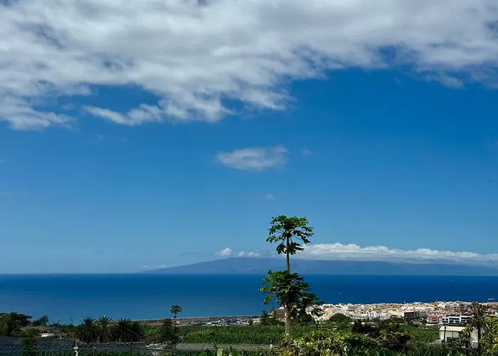 Playa San Juan's Best-kept Secret With Pool Feriehus *