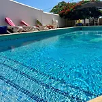 Playa San Juan's Best-kept Secret With Pool Сasa de vacaciones