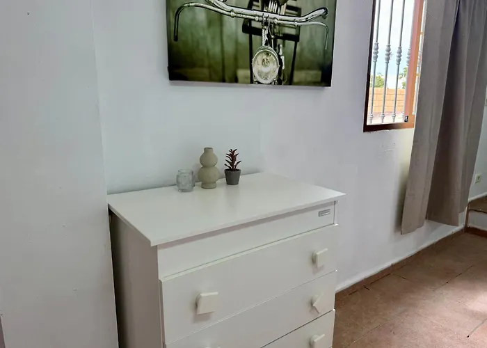 Vakantiehuis Playa San Juan's Best-kept Secret With Pool *